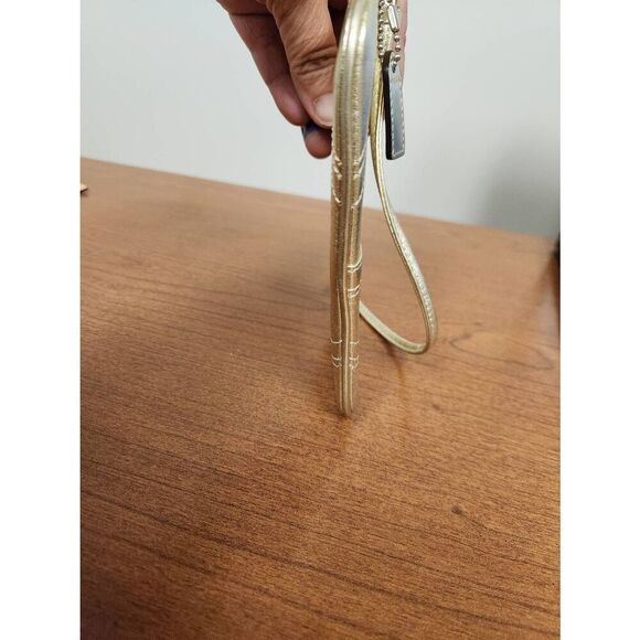 Coach Vintage Metallic Gold Leather Wristlet Purse with tag - Picture 8 of 9